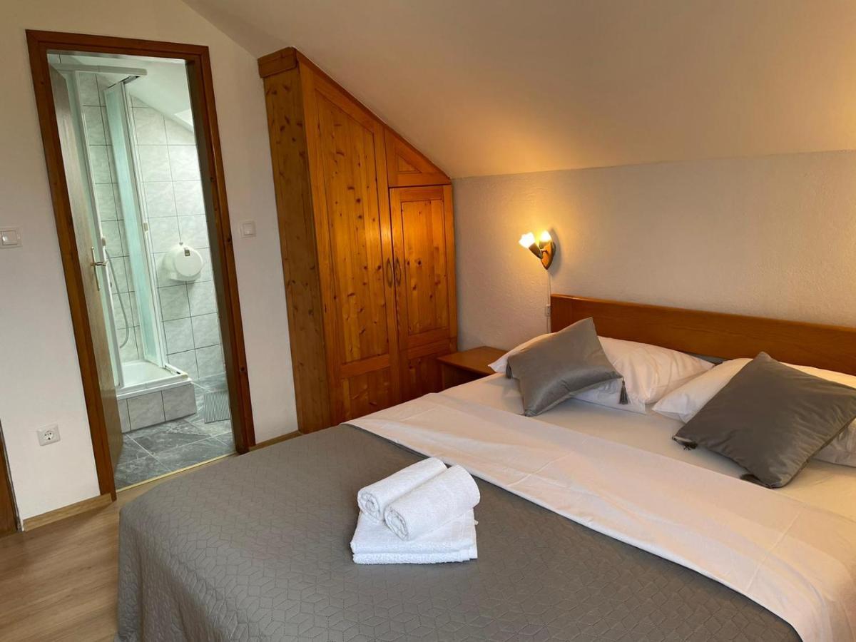 Guest House Family Dukic Rakovica Zewnętrze zdjęcie