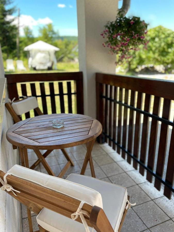 Guest House Family Dukic Rakovica Zewnętrze zdjęcie